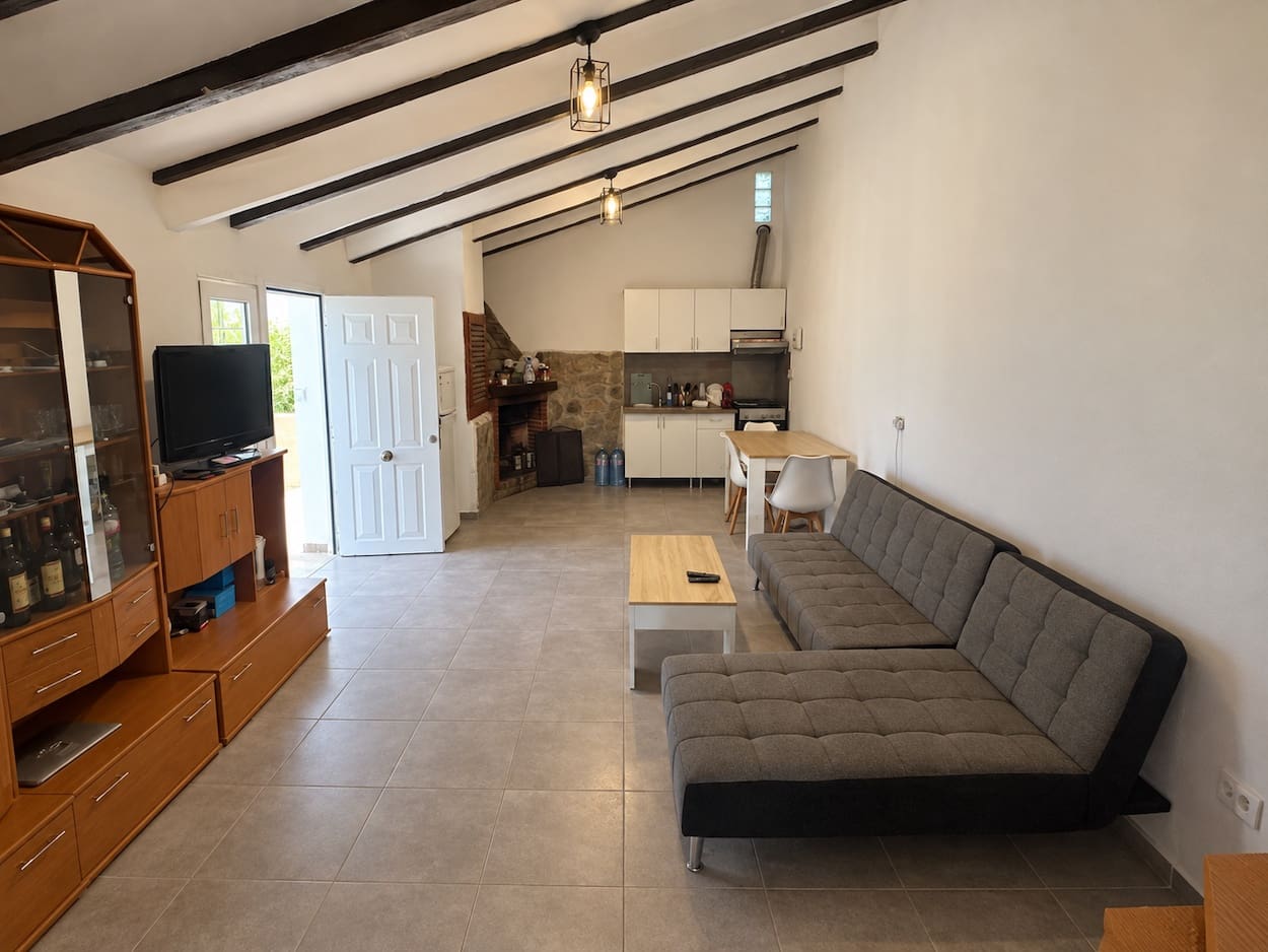 2 sypialnia Finka/Dom wiejski na sprzedaż w Tortosa z basenem garażem - 195 000 € (Ref: 10062292)