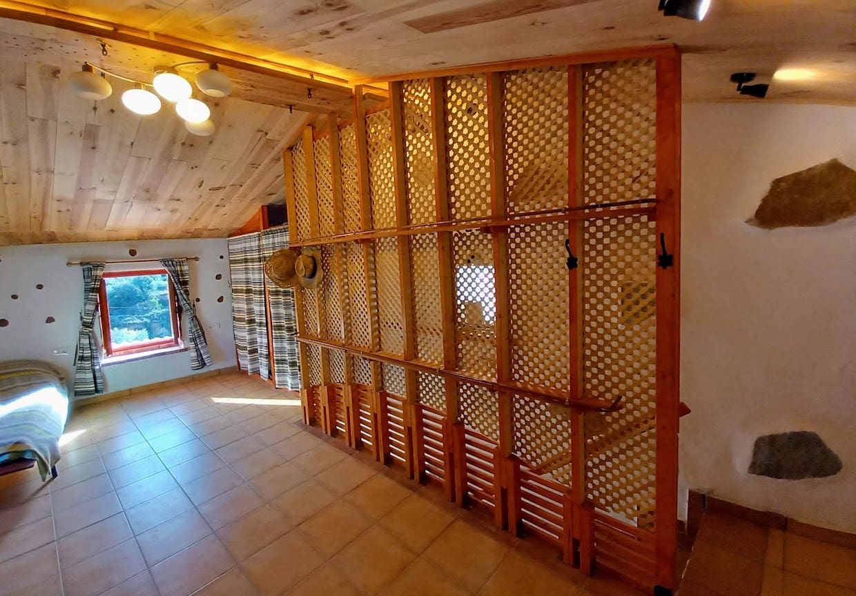 2 Zimmer Finca/Landgut zu verkaufen in Flix mit Pool Garage - 185.000 € (Ref: 10121076)