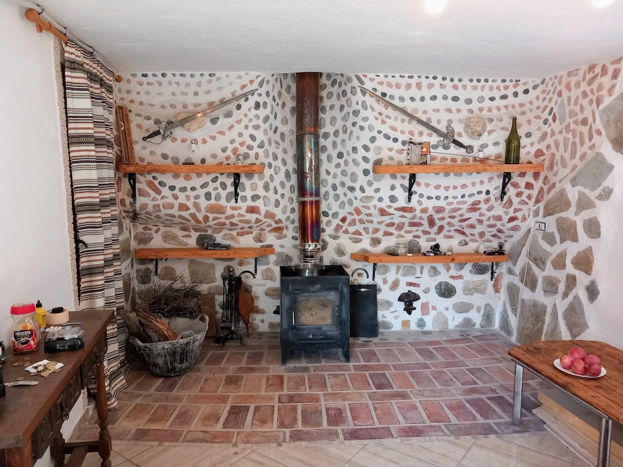 2 Zimmer Finca/Landgut zu verkaufen in Flix mit Pool Garage - 185.000 € (Ref: 10121076)