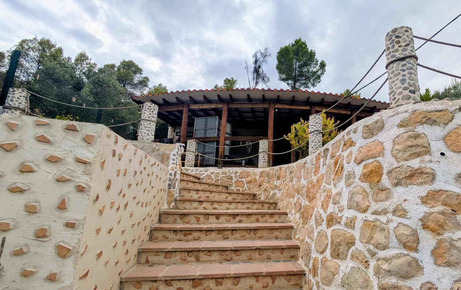 2 Zimmer Finca/Landgut zu verkaufen in Flix mit Pool Garage - 185.000 € (Ref: 10121076)
