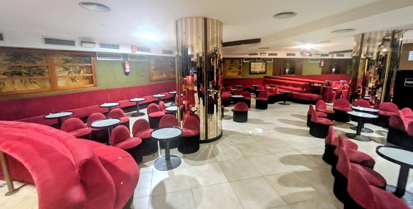 Yritys myytävänä paikassa Salou - 838 000 € (Ref: 10163790)