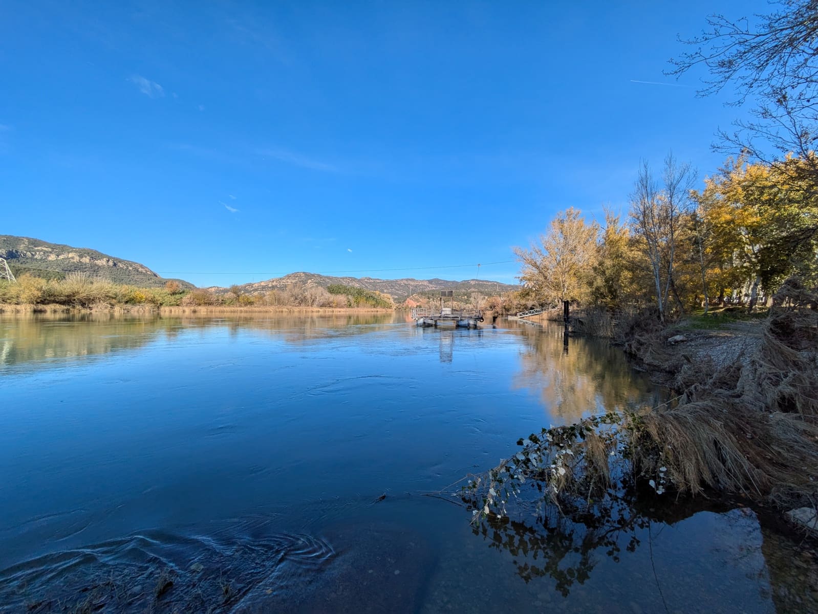 3 soveværelse Byhus til salg i Garcia med garage - € 13.000 (Ref: 8685653)