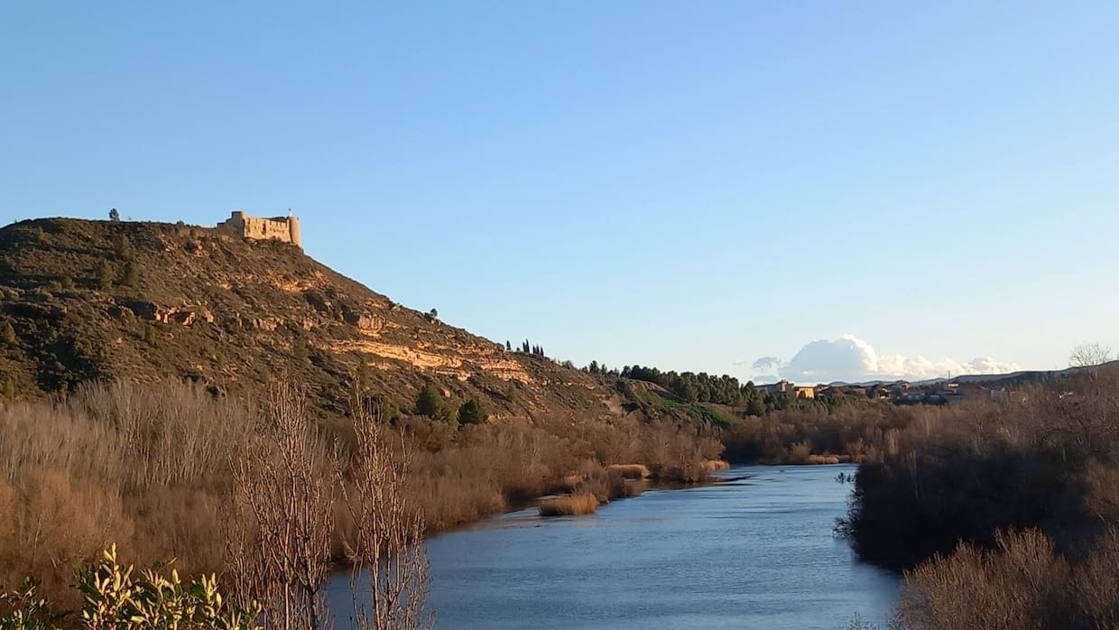 2 soveværelse Finca/Landehus til salg i Flix - € 40.000 (Ref: 9127856)