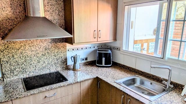 5 soverom Hus til salgs i Flix med garasje - € 190 000 (Ref: 9181969)