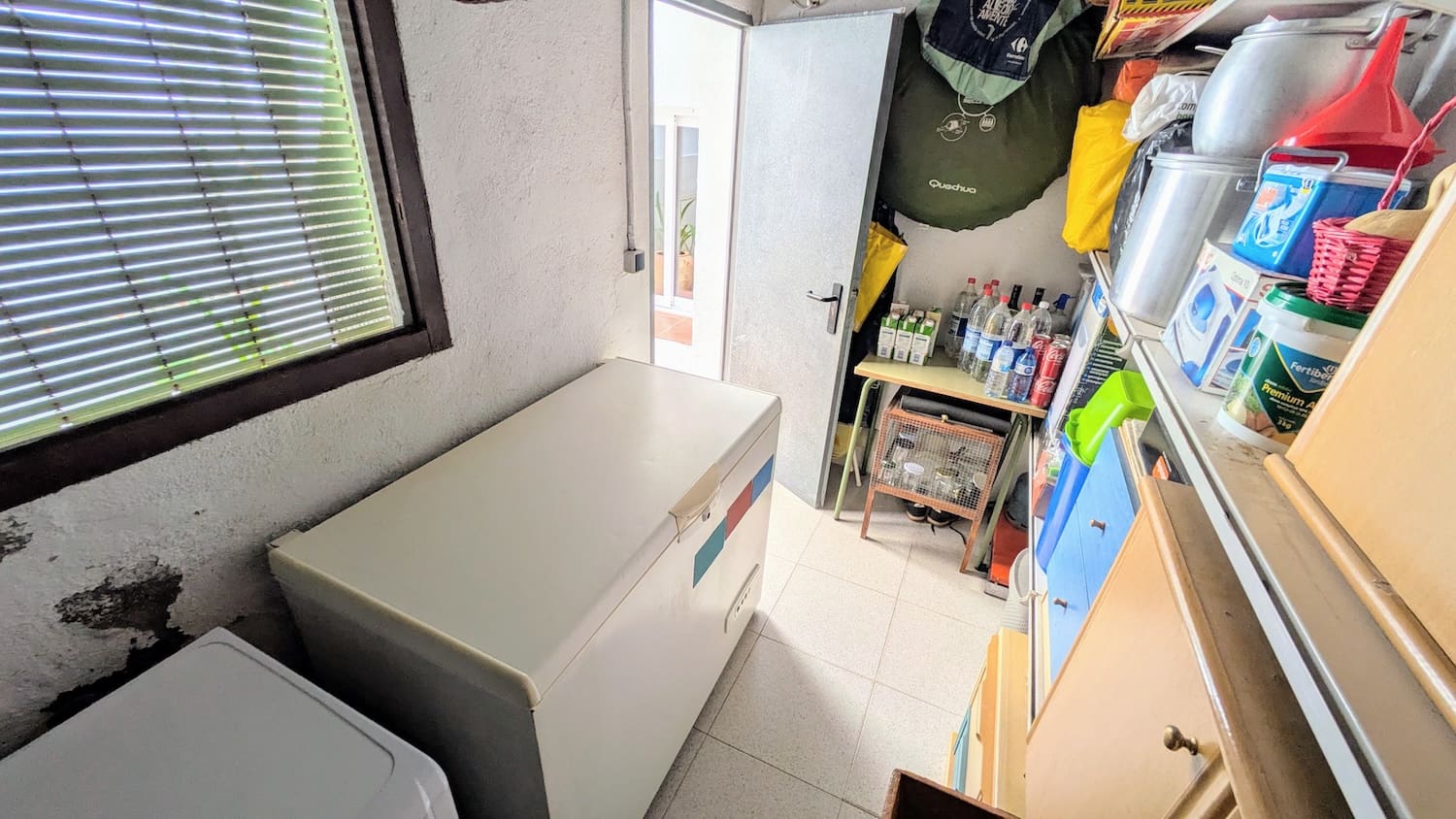 5 bedroom Townhouse for sale in Flix with garage - € 190,000 (Ref: 9181969)