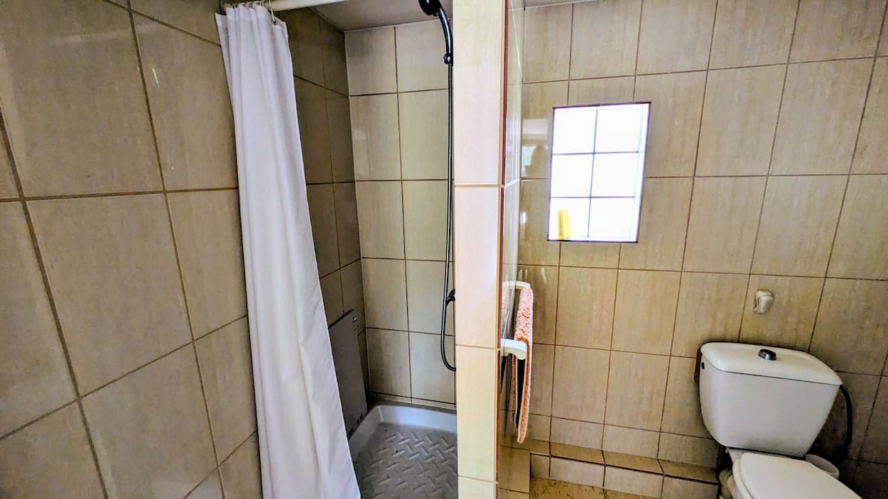 3 bedroom Finca/Country House for sale in Flix - € 115,000 (Ref: 9331330)