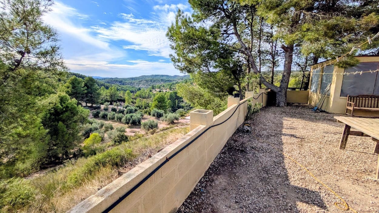 3 bedroom Finca/Country House for sale in Flix - € 115,000 (Ref: 9331330)