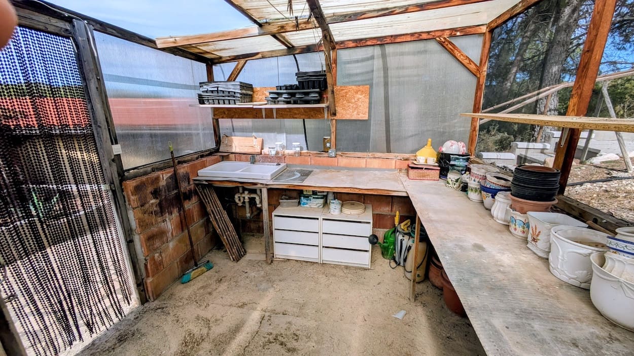 3 bedroom Finca/Country House for sale in Flix - € 115,000 (Ref: 9331330)