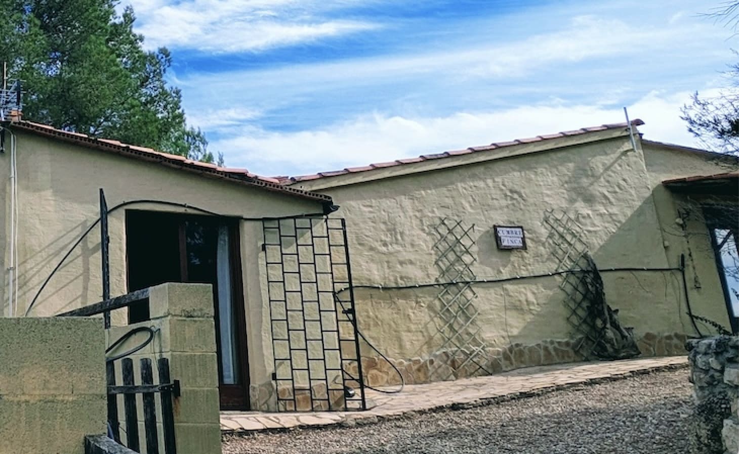 3 Zimmer Finca/Landgut zu verkaufen in Flix - 105.000 € (Ref: 9331330)