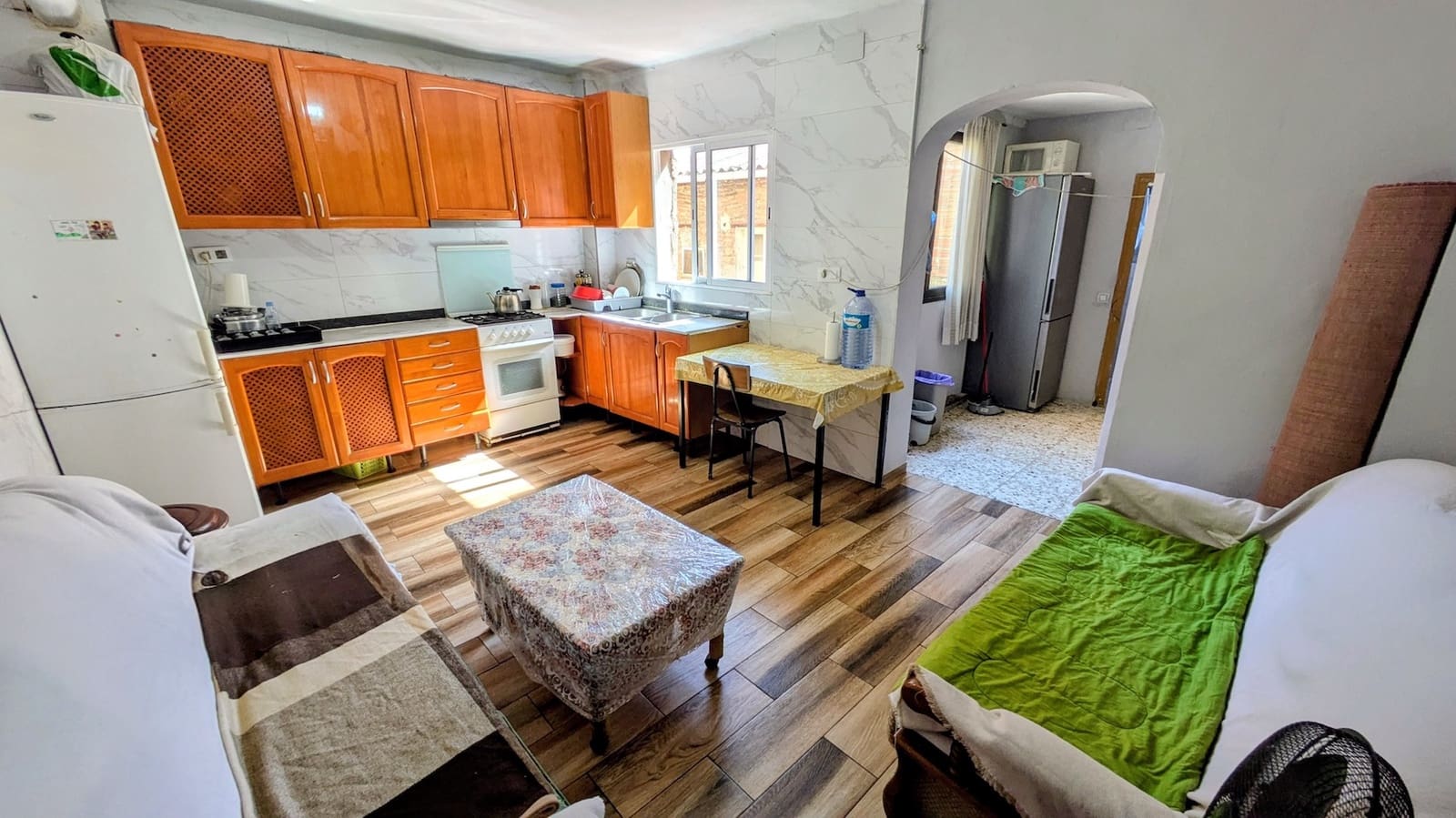 Casa de 5 habitaciones en Flix en venta - 135.000 € (Ref: 9913392)