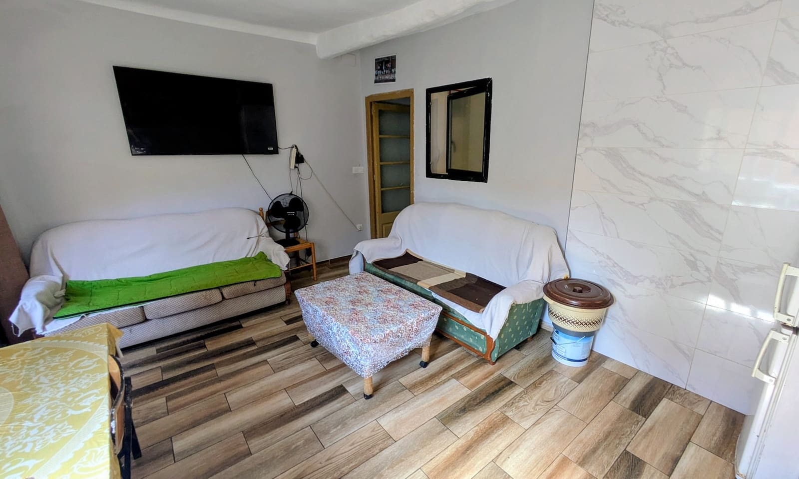 Casa de 5 habitaciones en Flix en venta - 135.000 € (Ref: 9913392)