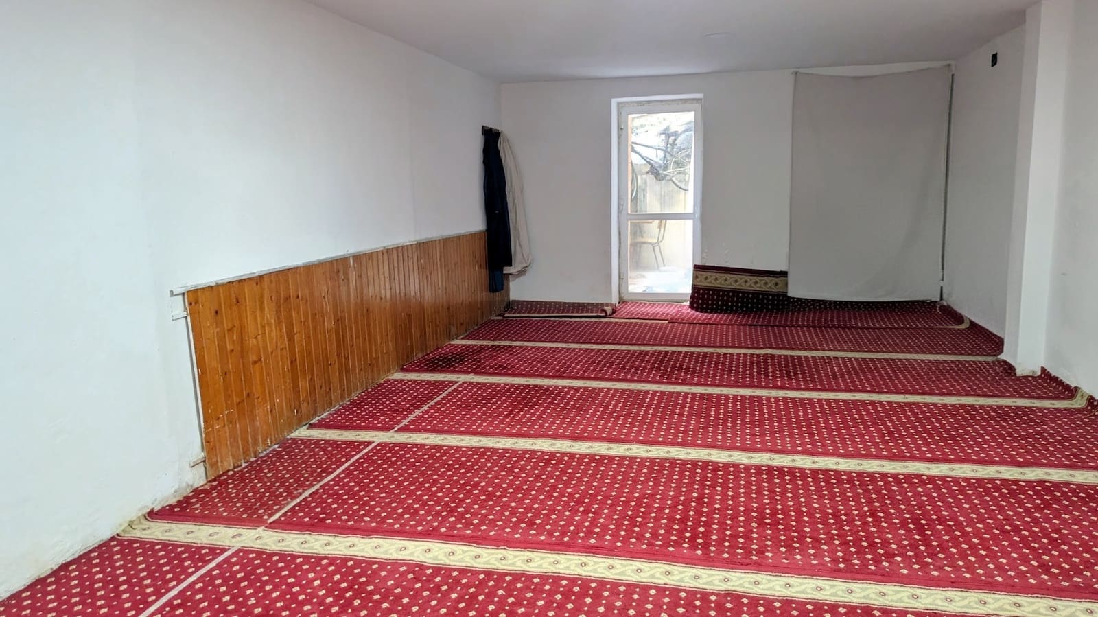 Casa de 5 habitaciones en Flix en venta - 135.000 € (Ref: 9913392)