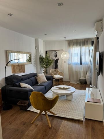 1 soveværelse Lejlighed til leje i Campus de la Salud, Granada by med swimmingpool - € 900 (Ref: 9399671)