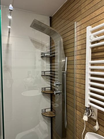 1 soveværelse Lejlighed til leje i Campus de la Salud, Granada by med swimmingpool - € 900 (Ref: 9399671)