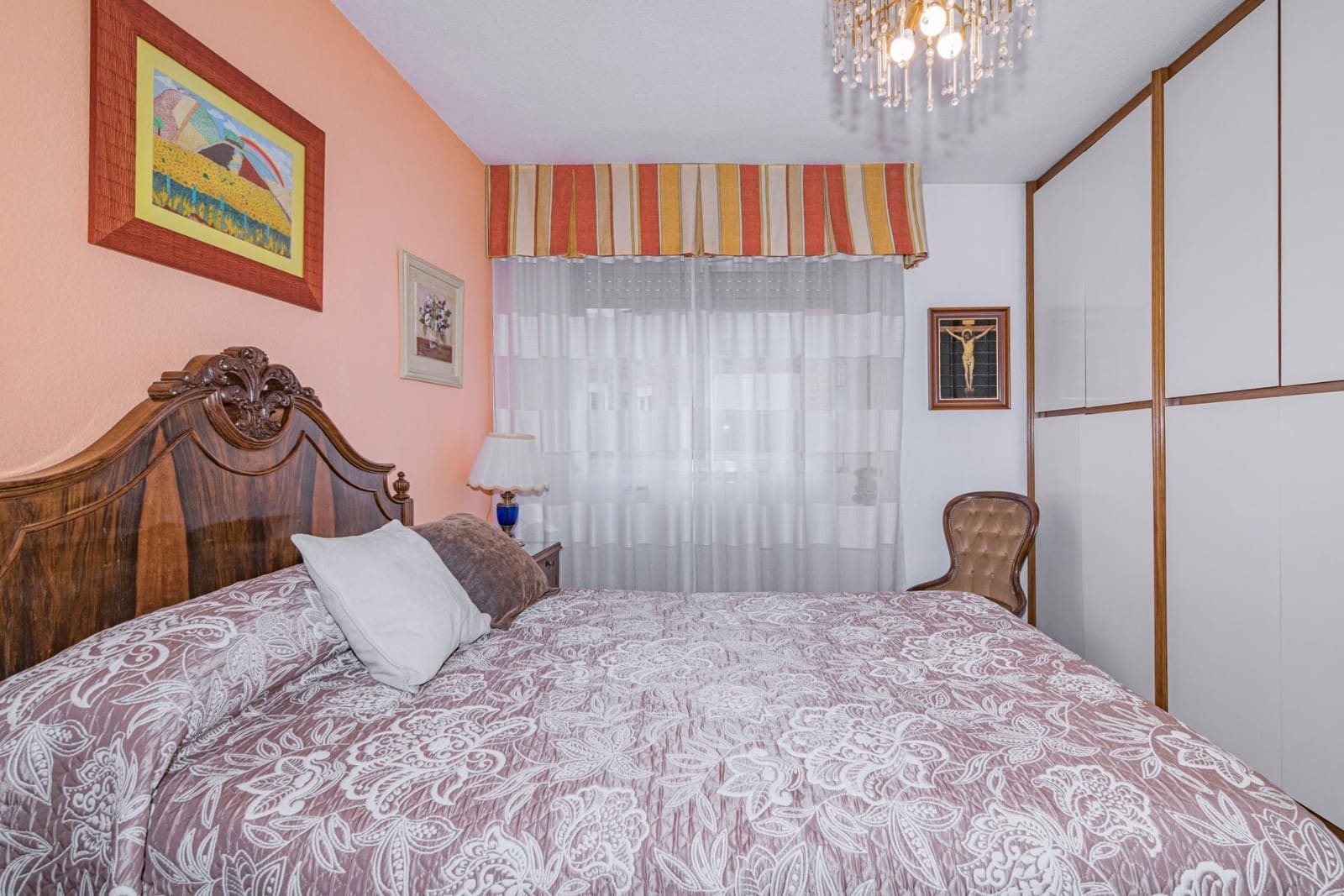 4 sovrum Lägenhet till salu i Granada stad med garage - 390 000 € (Ref: 9399672)