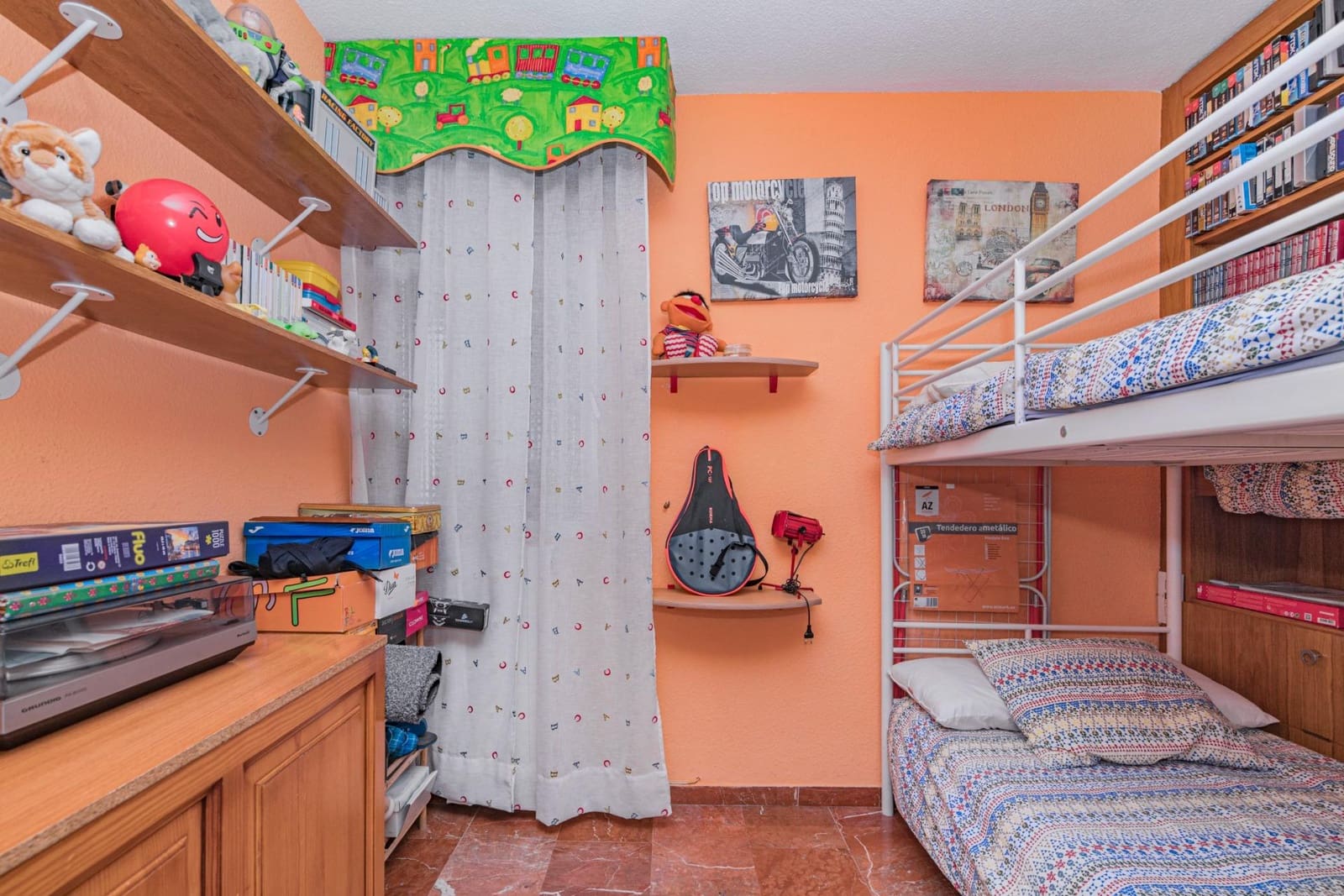 4 sovrum Lägenhet till salu i Granada stad med garage - 390 000 € (Ref: 9399672)