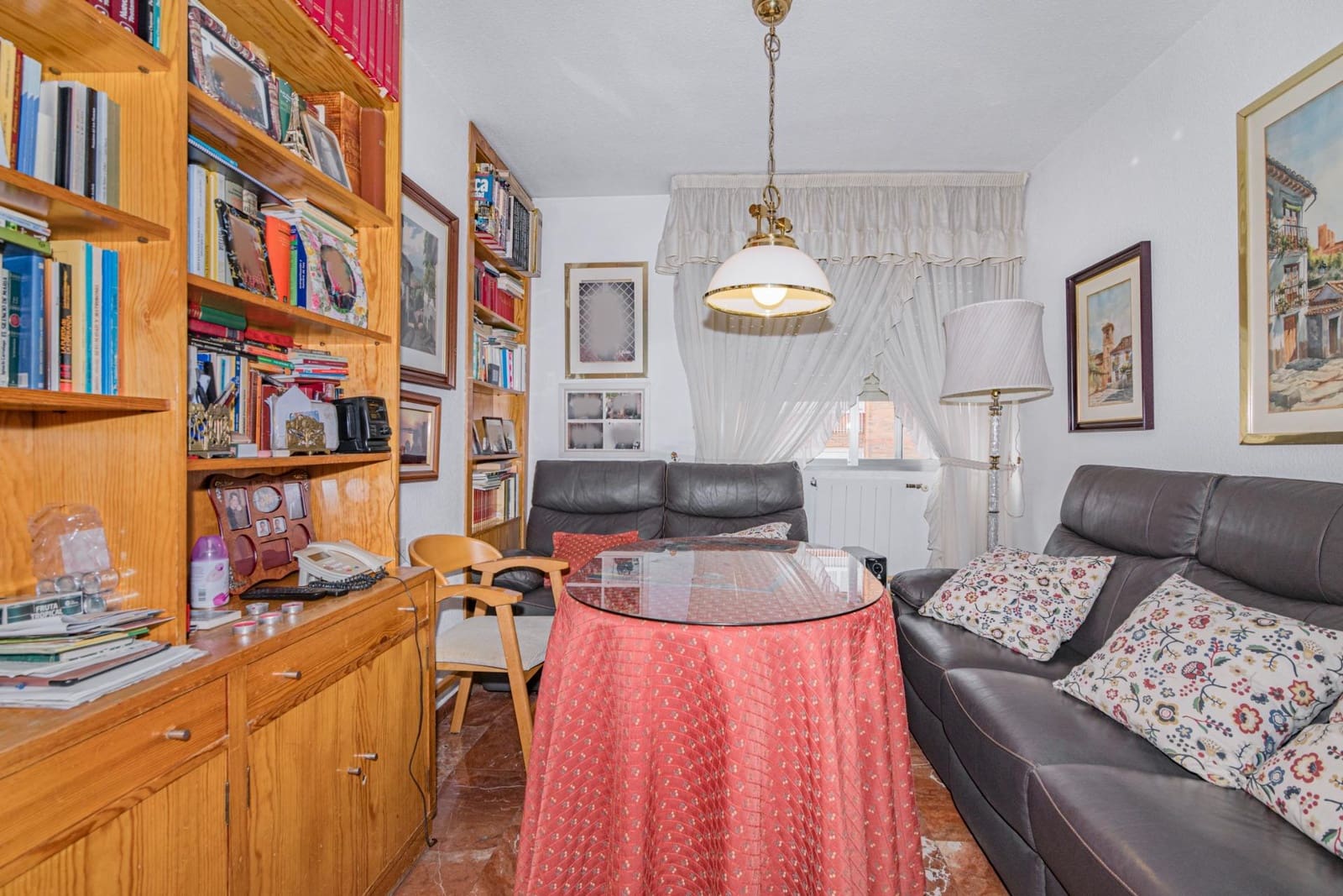 4 sovrum Lägenhet till salu i Granada stad med garage - 390 000 € (Ref: 9399672)