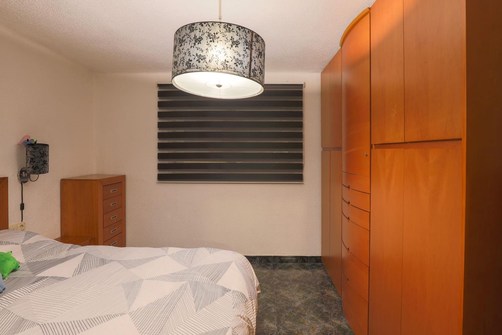 Ático de 5 habitaciones en Granada ciudad en venta - 250.000 € (Ref: 9399676)