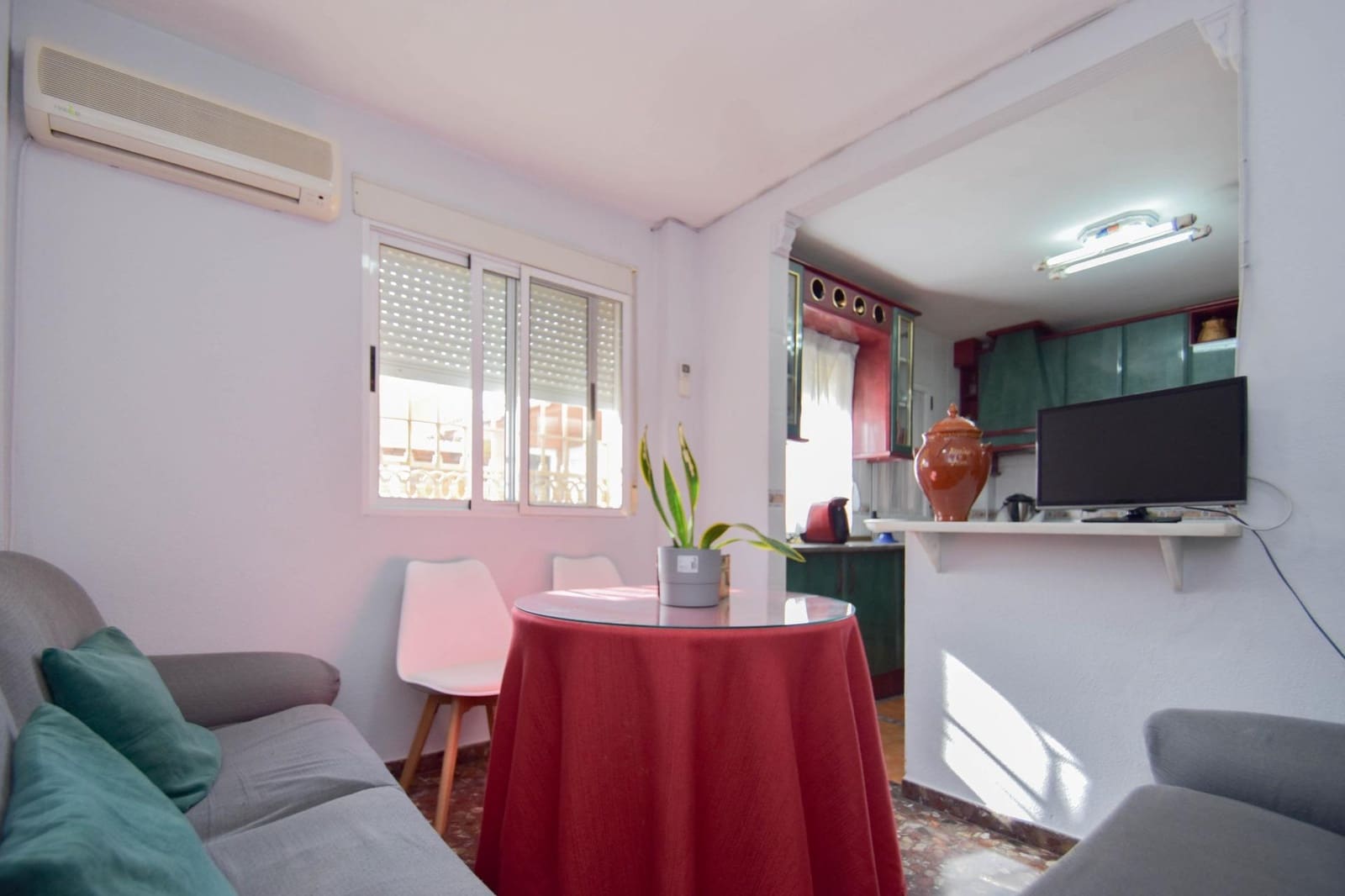 3 soverom Rekkehus til salgs i Peligros med garasje - € 250 000 (Ref: 9399677)