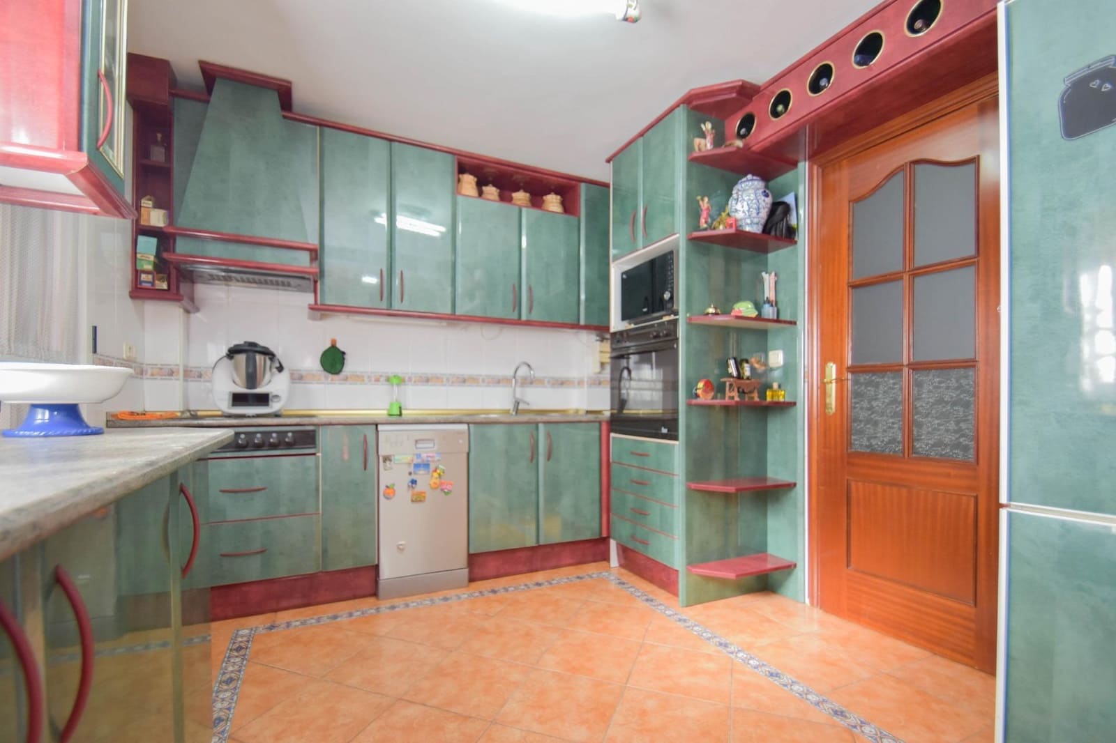 3 soverom Rekkehus til salgs i Peligros med garasje - € 250 000 (Ref: 9399677)