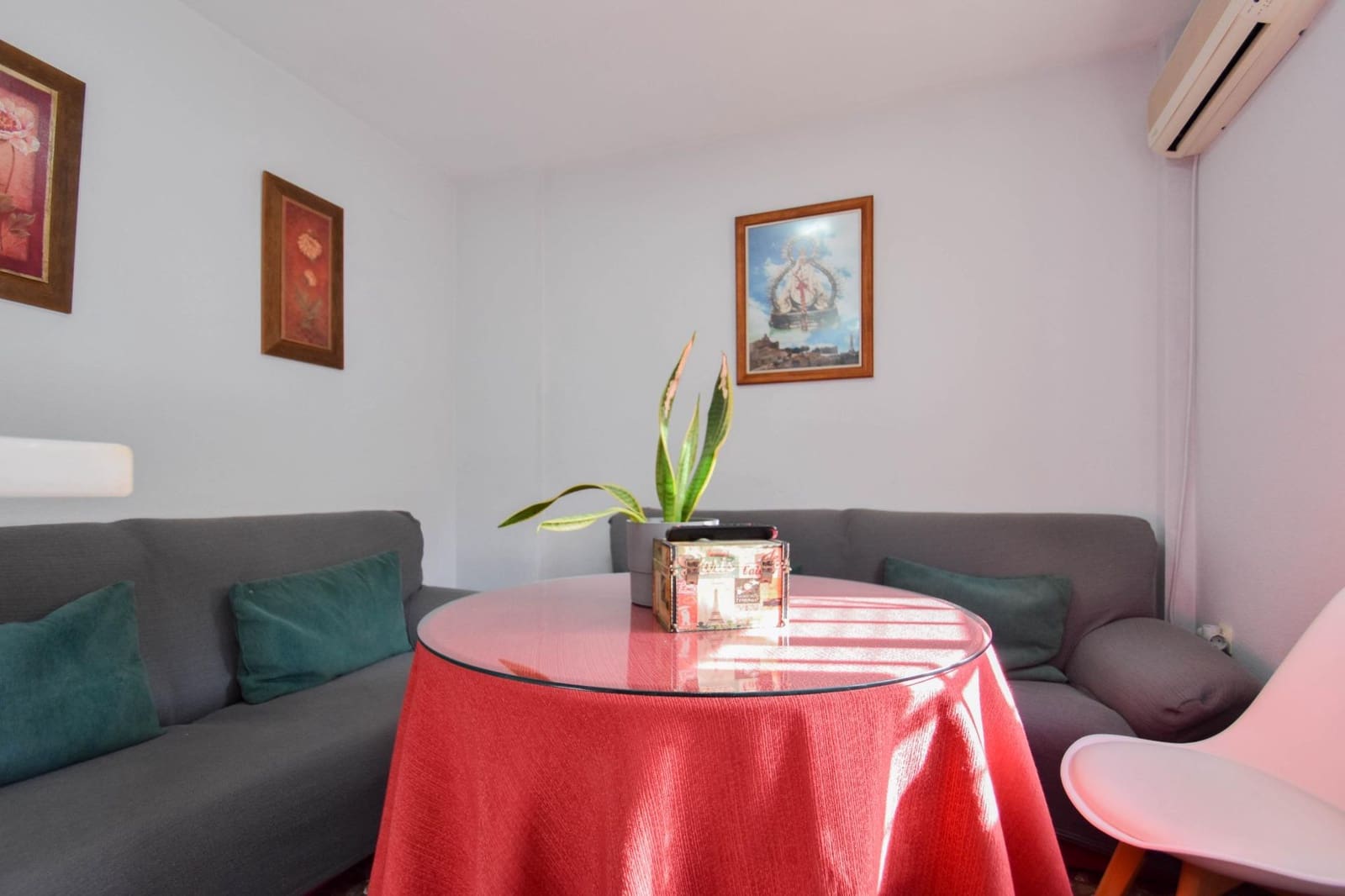 3 soverom Rekkehus til salgs i Peligros med garasje - € 250 000 (Ref: 9399677)