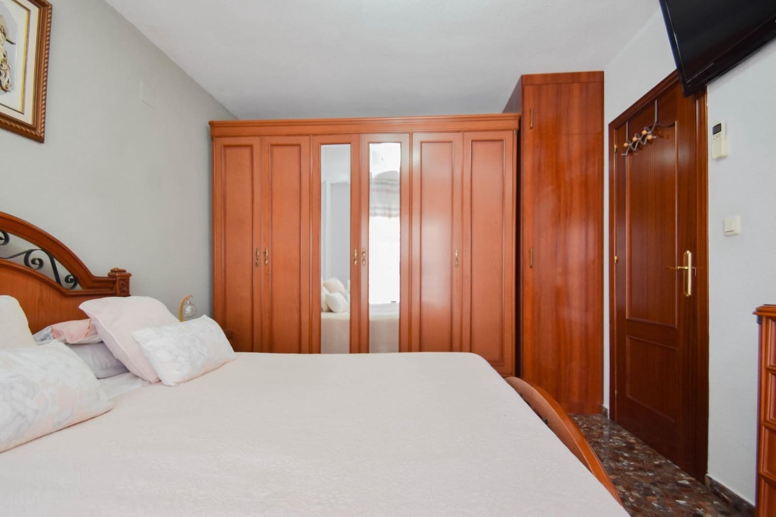 3 soverom Rekkehus til salgs i Peligros med garasje - € 250 000 (Ref: 9399677)