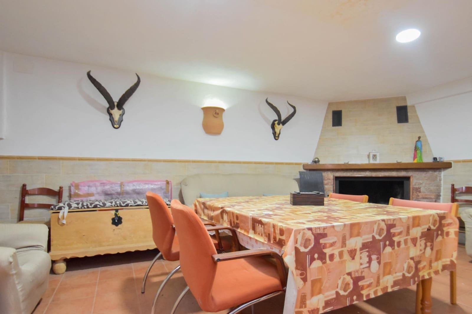 3 soverom Rekkehus til salgs i Peligros med garasje - € 250 000 (Ref: 9399677)