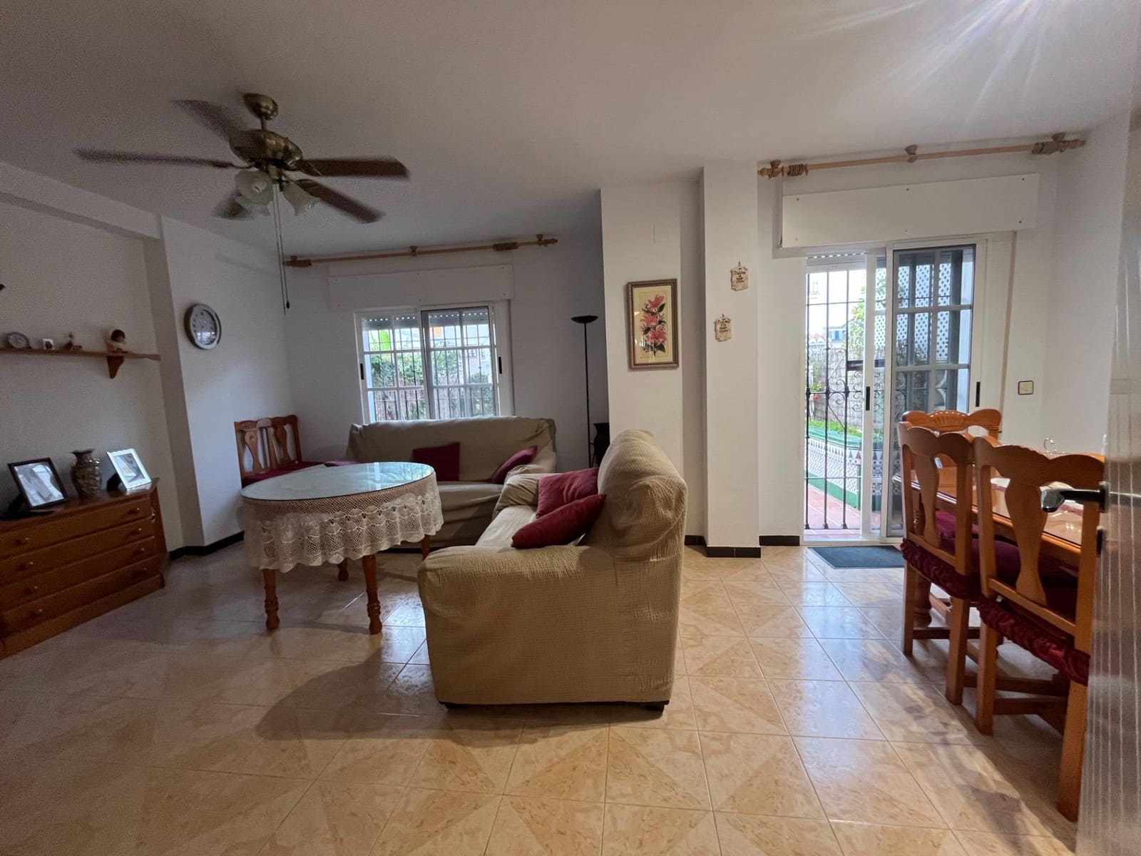 4 soverom Rekkehus til salgs i Salobrena med svømmebasseng - € 364 900 (Ref: 9399682)