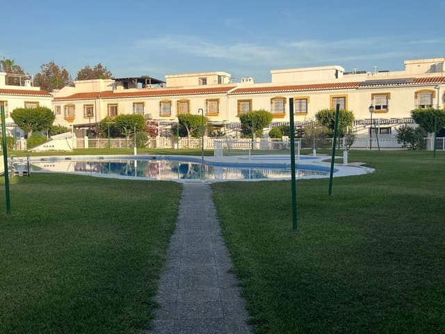 4 soverom Rekkehus til salgs i Salobreña med svømmebasseng - € 364 900 (Ref: 9399682)