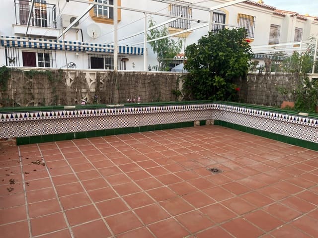 4 soverom Rekkehus til salgs i Salobreña med svømmebasseng - € 364 900 (Ref: 9399682)