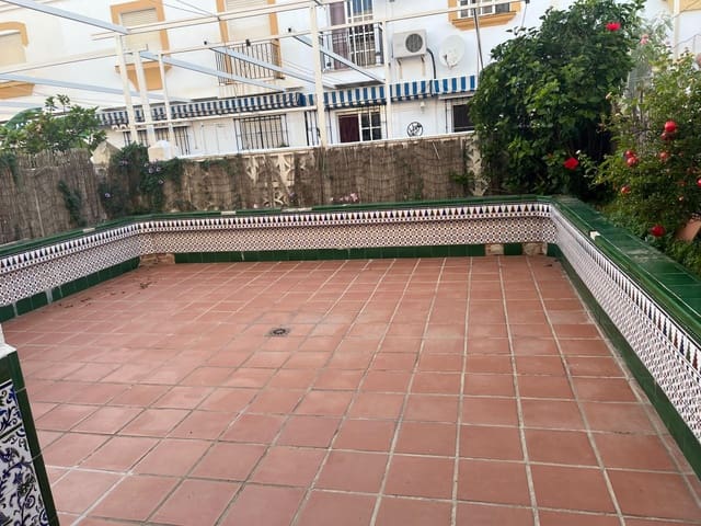 4 soverom Rekkehus til salgs i Salobreña med svømmebasseng - € 364 900 (Ref: 9399682)