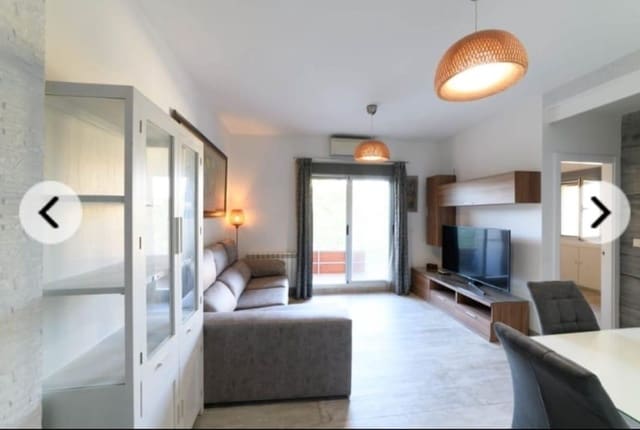 Piso de 3 habitaciones en Granada ciudad en alquiler - 800 € (Ref: 9399685)