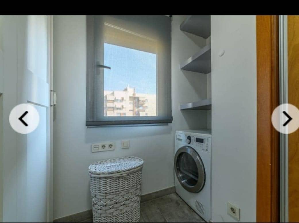 Piso de 3 habitaciones en Granada ciudad en alquiler - 800 € (Ref: 9399685)