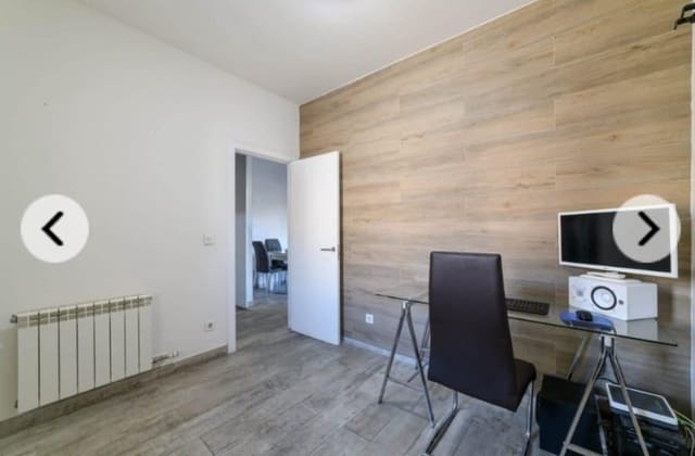 Piso de 3 habitaciones en Granada ciudad en alquiler - 800 € (Ref: 9399685)