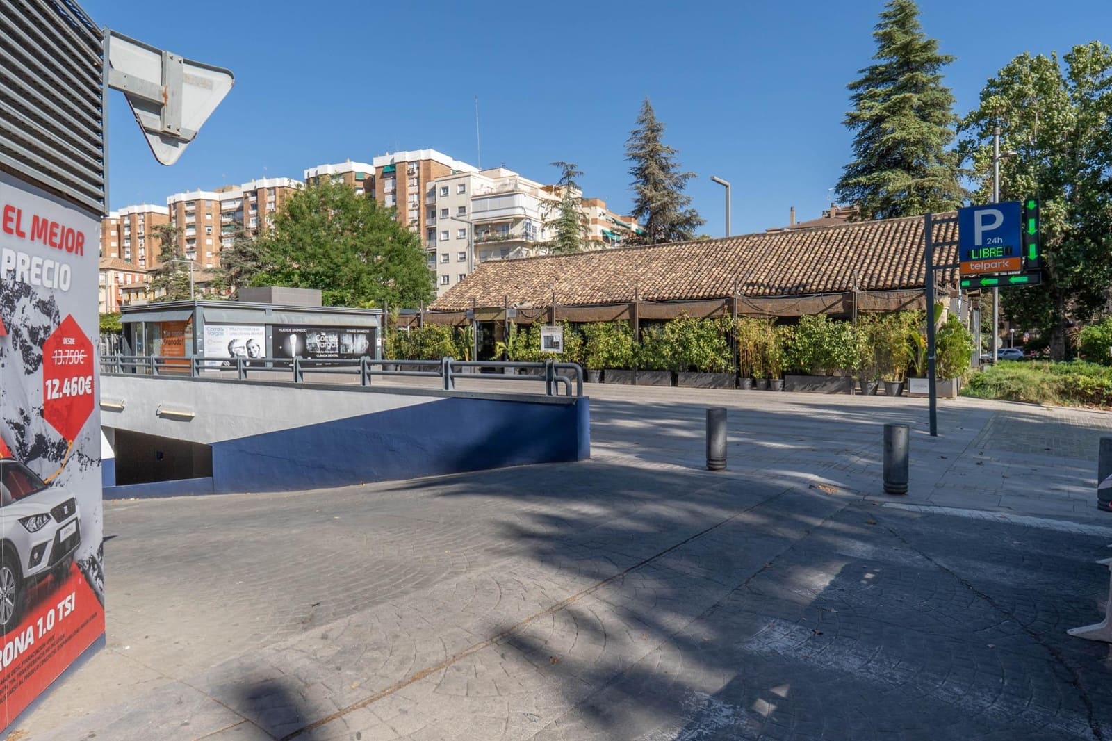 2 bedroom Flat for sale in Granada city with garage - € 195,000 (Ref: 9399686)
