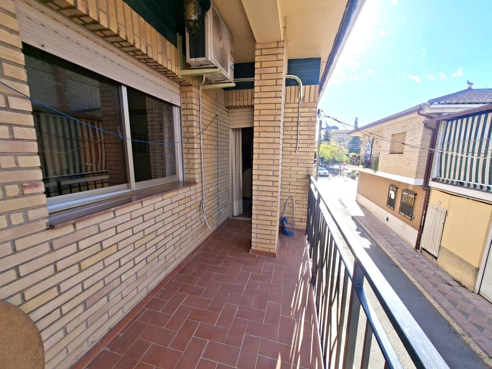 4 bedroom Terraced Villa for sale in Armilla with garage - € 248,000 (Ref: 9399693)