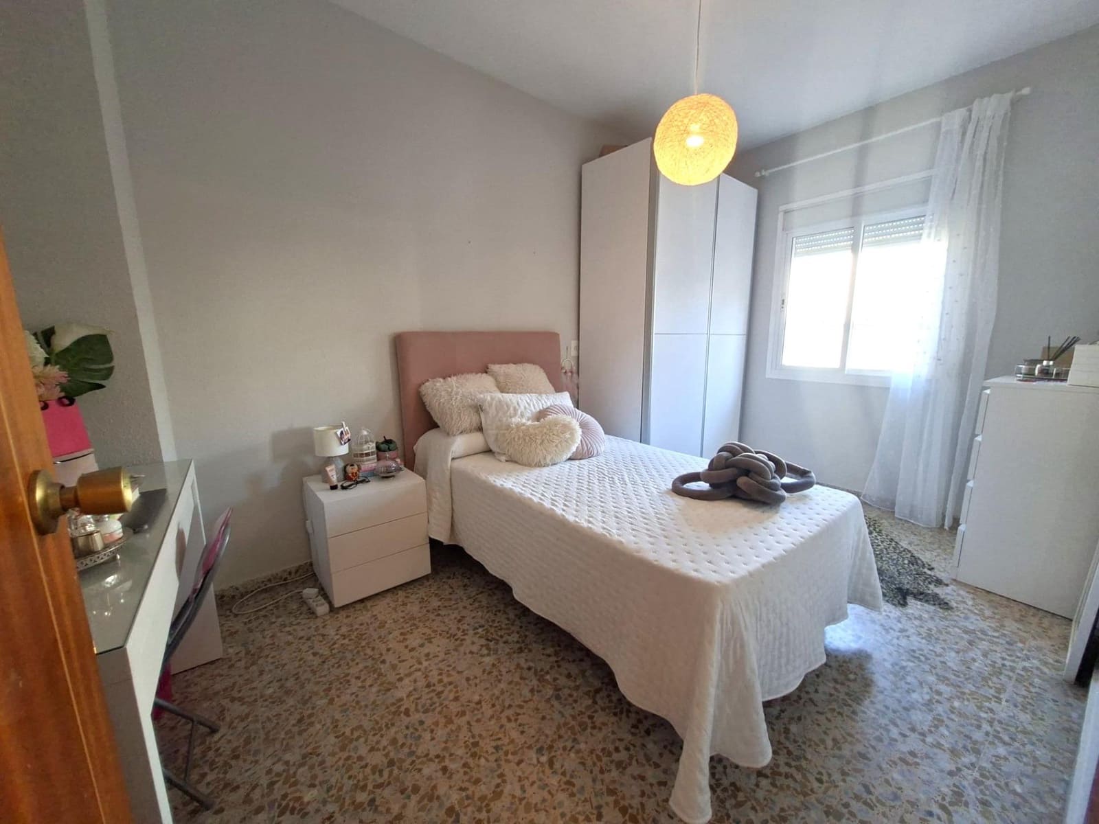 4 bedroom Terraced Villa for sale in Armilla with garage - € 248,000 (Ref: 9399693)