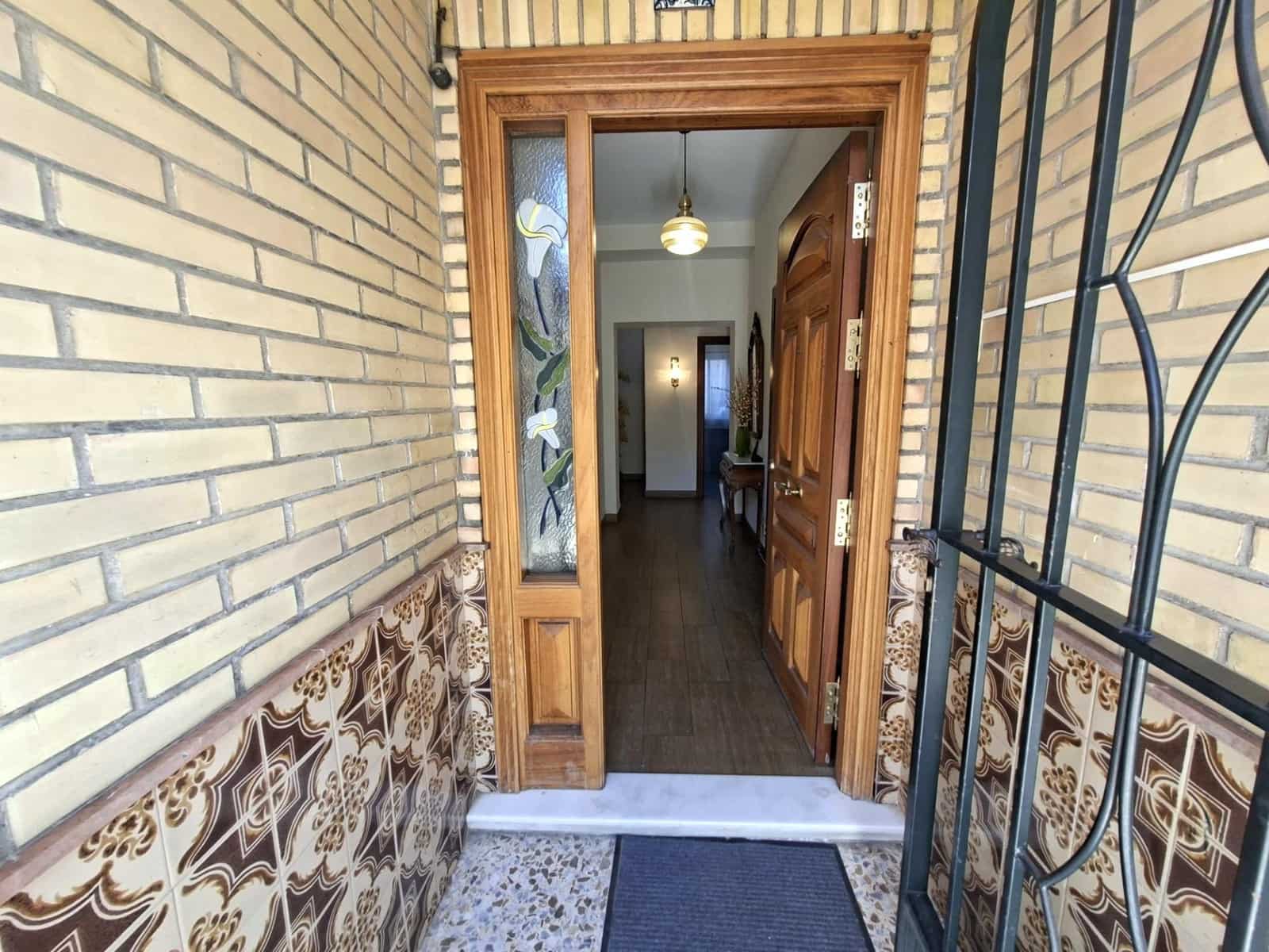 4 bedroom Terraced Villa for sale in Armilla with garage - € 248,000 (Ref: 9399693)