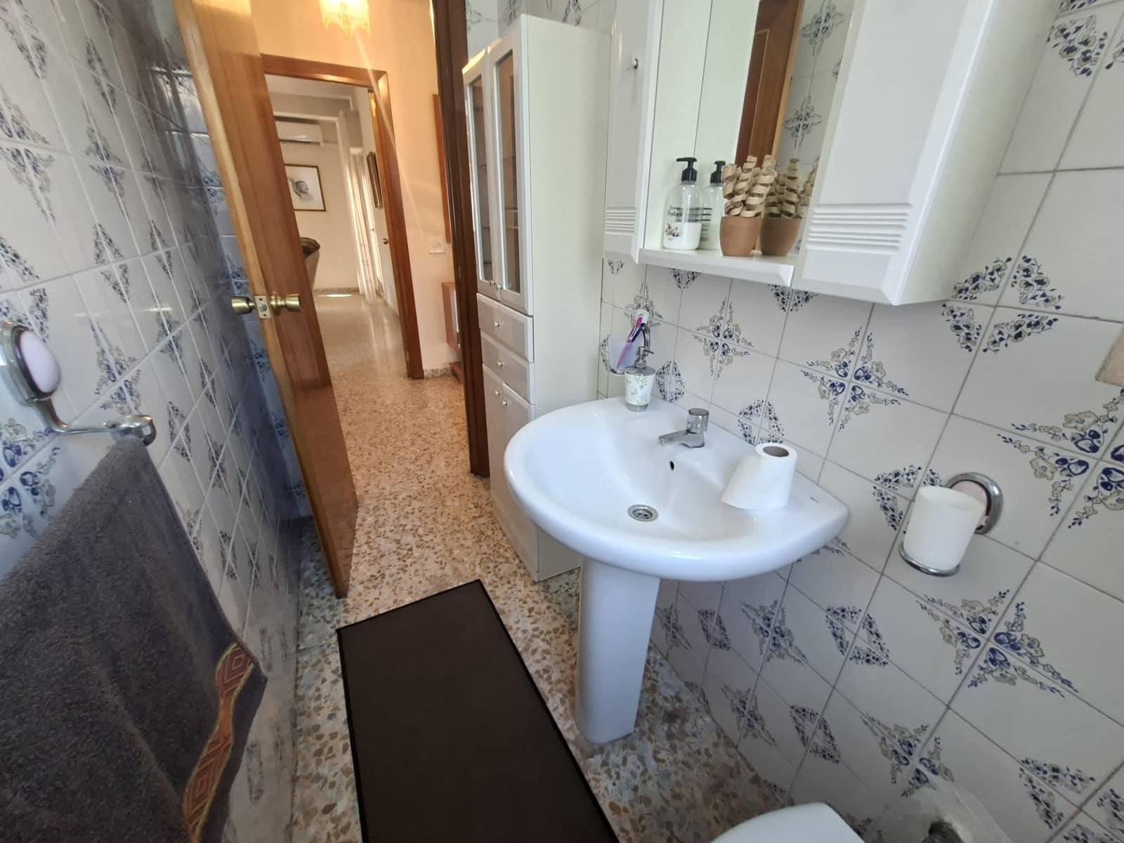 4 bedroom Terraced Villa for sale in Armilla with garage - € 248,000 (Ref: 9399693)