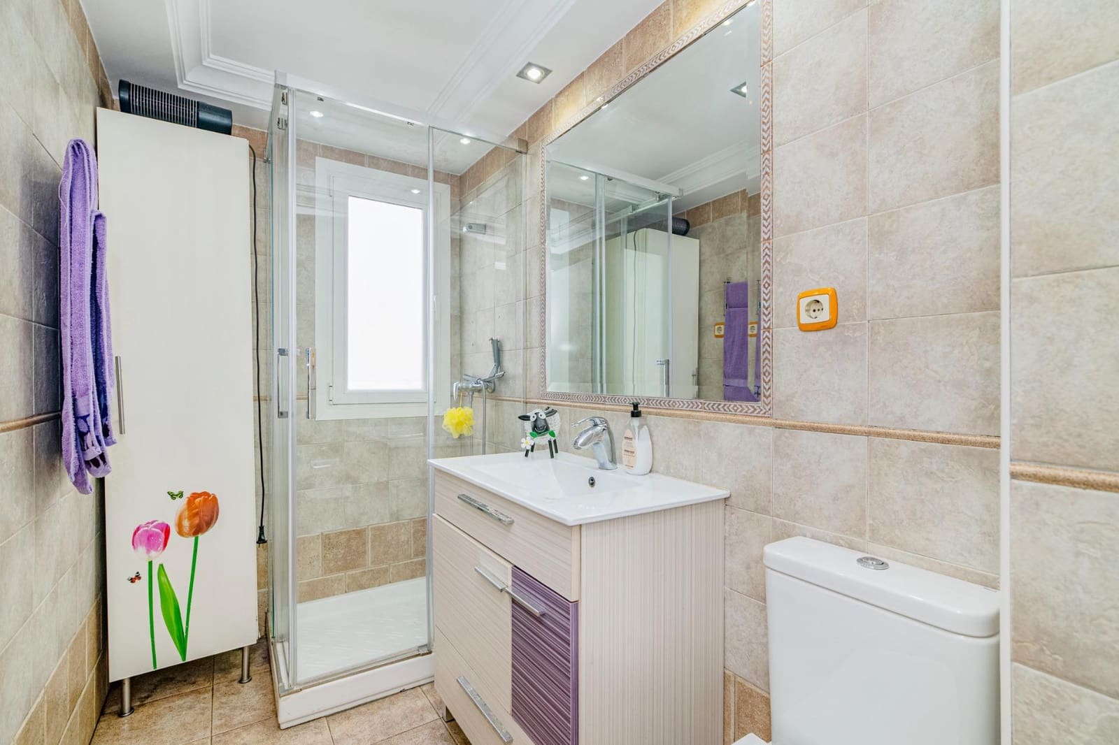 3 bedroom Flat for sale in Granada city with garage - € 189,000 (Ref: 9399696)