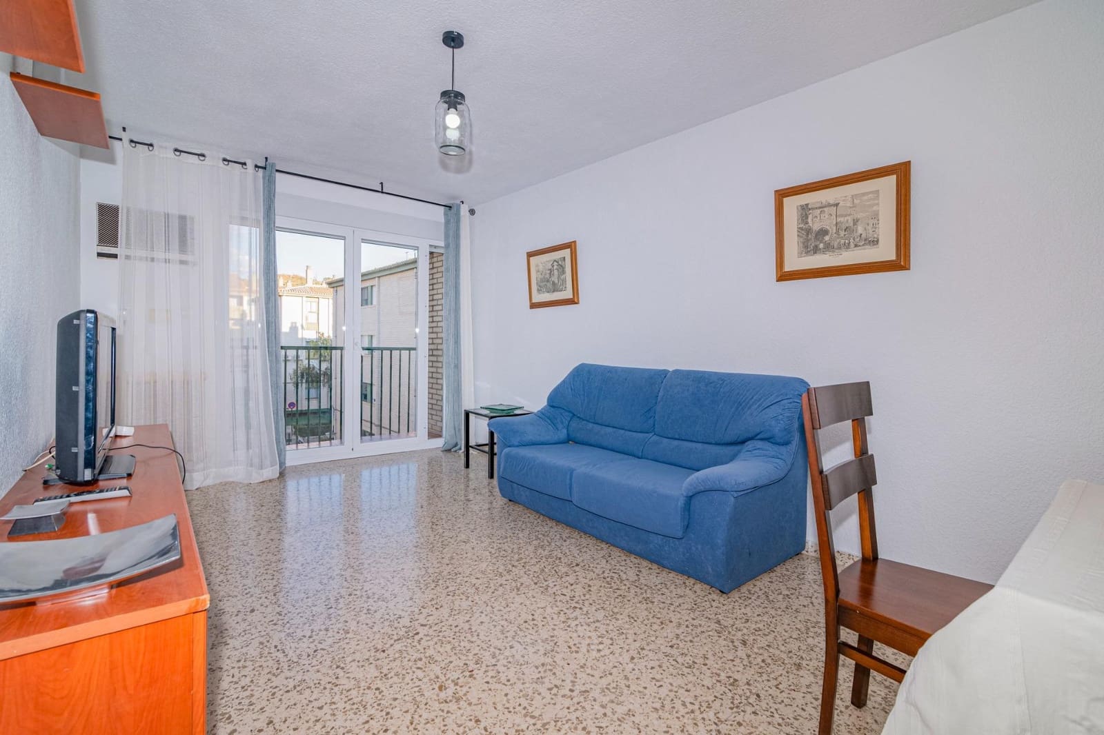 2 bedroom Flat for sale in Granada city - € 105,000 (Ref: 9399697)