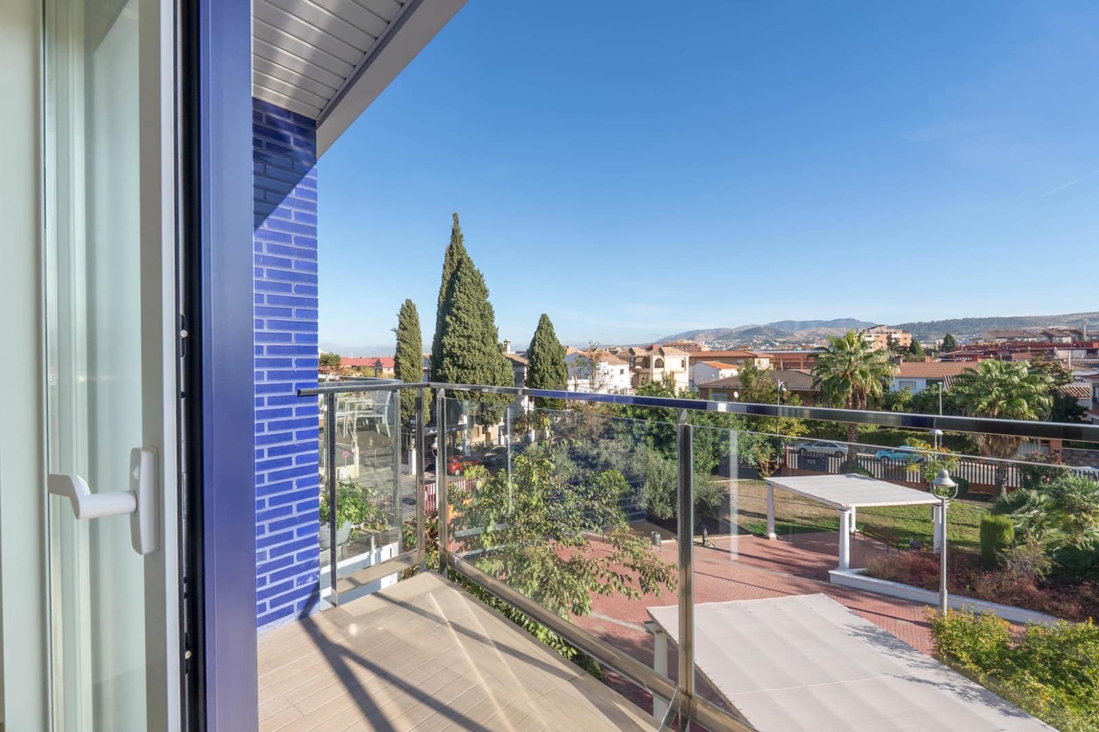 2 bedroom Flat for sale in Armilla with pool garage - € 350,000 (Ref: 9399700)