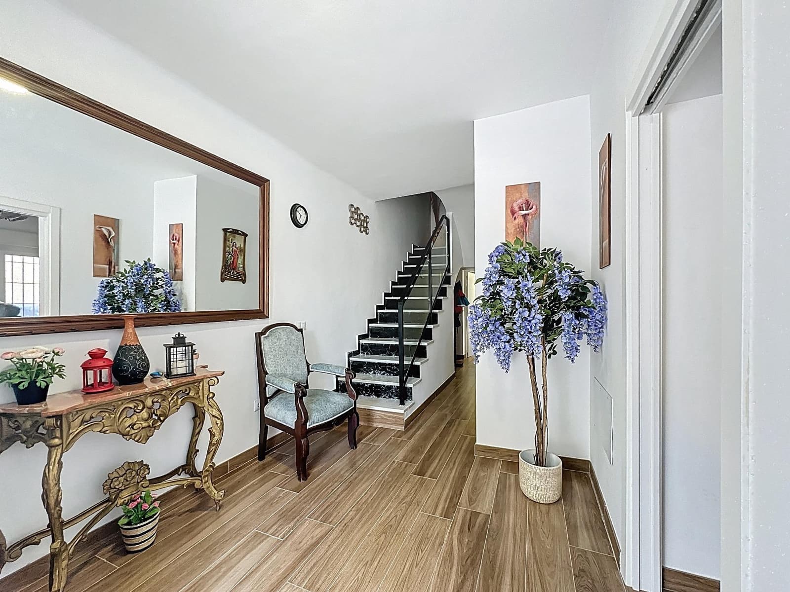 3 soveværelse Byhus til salg i Almeria by med garage - € 375.000 (Ref: 9399701)