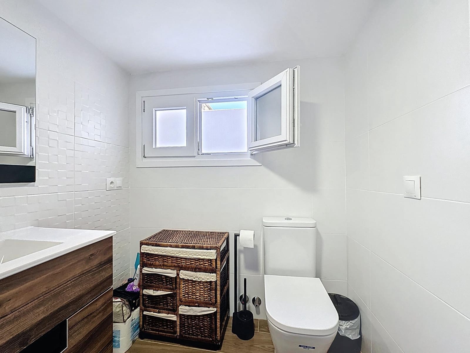 3 soveværelse Byhus til salg i Almeria by med garage - € 375.000 (Ref: 9399701)