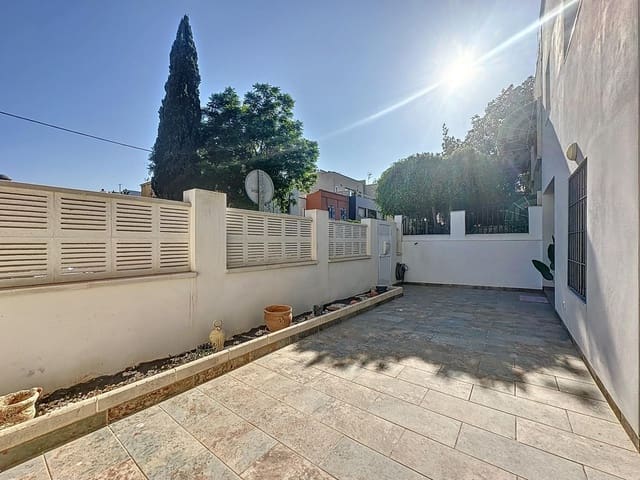 3 soveværelse Byhus til salg i Ciudad Jardín - Tagarete - El Zapillo, Almería by med garage - € 375.000 (Ref: 9399701)