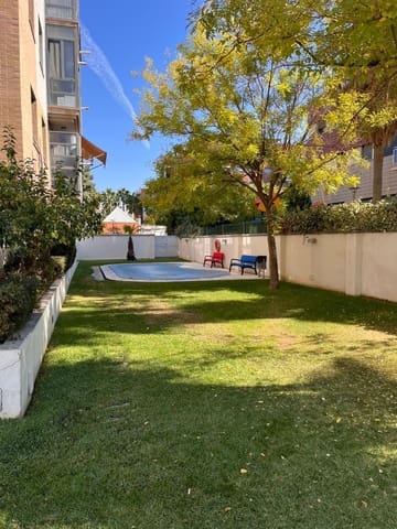 2 slaapkamer Flat te huur in Granada stad met zwembad garage - € 950 (Ref: 9399703)