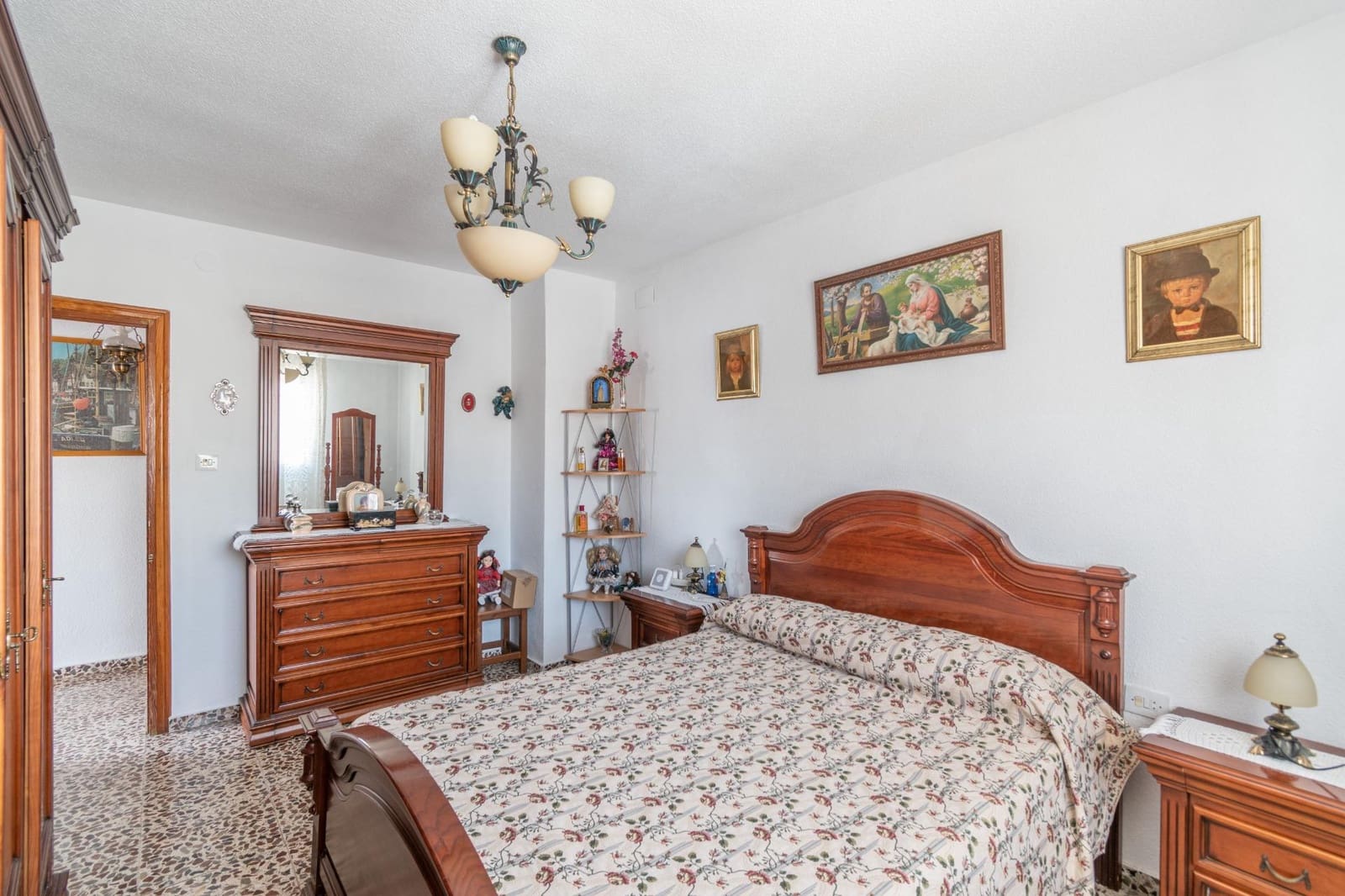 4 slaapkamer Rijtjeshuis te koop in Atarfe met zwembad - € 280.000 (Ref: 9399707)