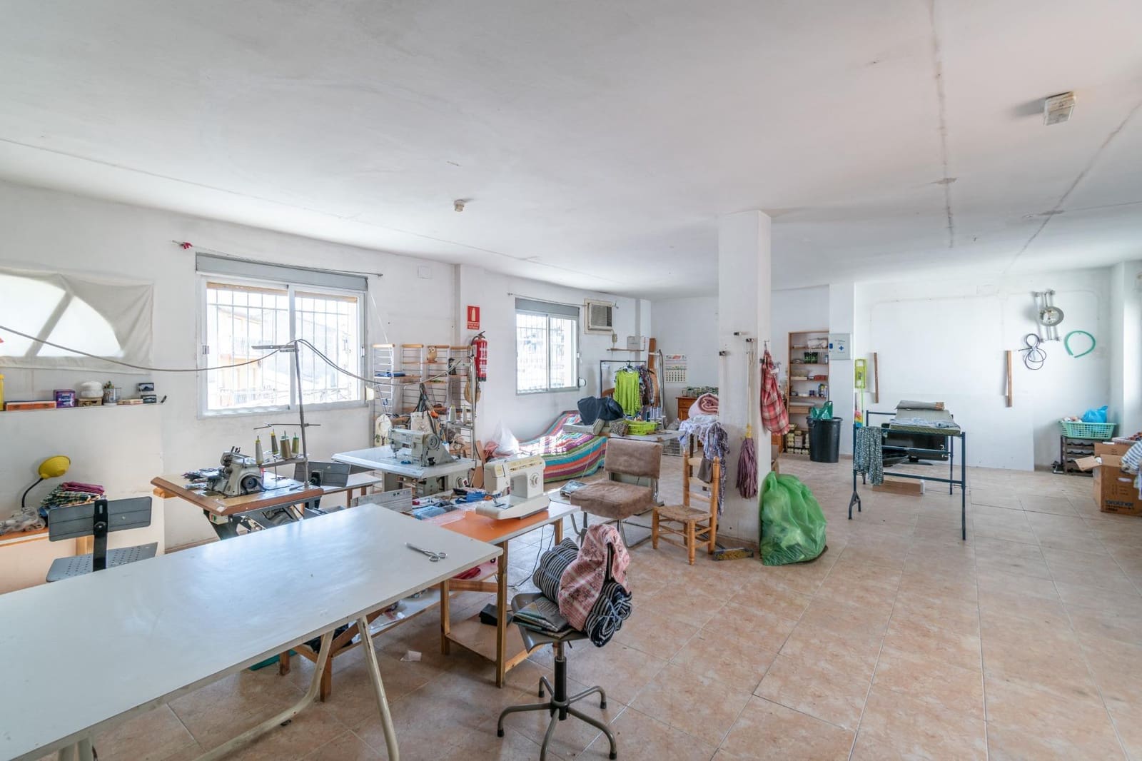 4 slaapkamer Rijtjeshuis te koop in Atarfe met zwembad - € 280.000 (Ref: 9399707)