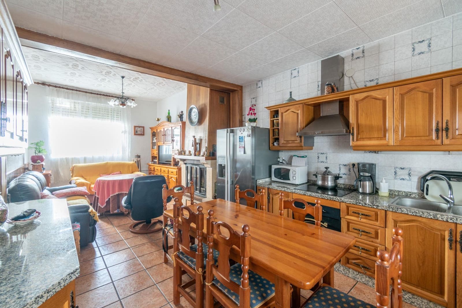 4 slaapkamer Rijtjeshuis te koop in Atarfe met zwembad - € 280.000 (Ref: 9399707)