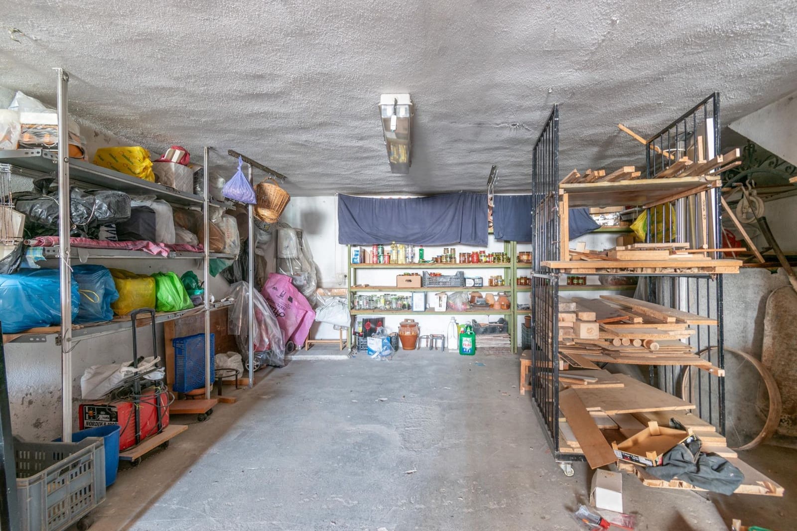 4 slaapkamer Rijtjeshuis te koop in Atarfe met zwembad - € 280.000 (Ref: 9399707)